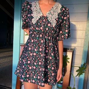 Lace collared floral mini dress
